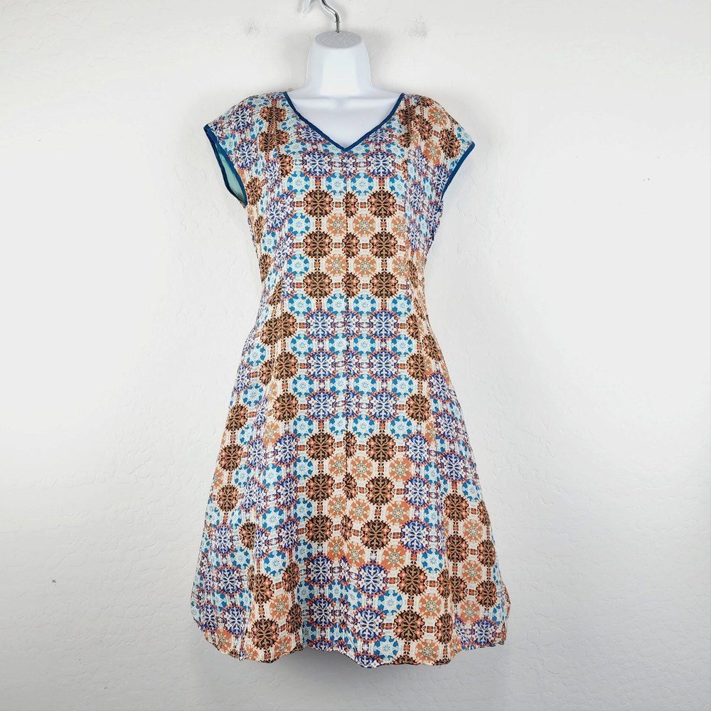 Sundance Dress 4  100% Silk A-Line Knee Length Damask Print Short Sleeve